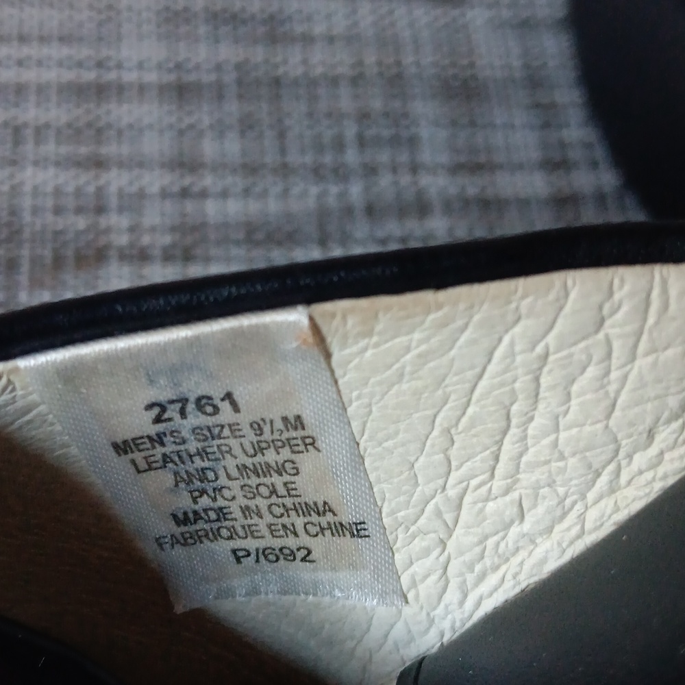 L.B. Evans Men's Black Slippers - Picture 3 of 7